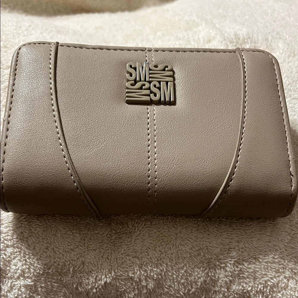 Steve Madden Women’s Tan Leather Wallet